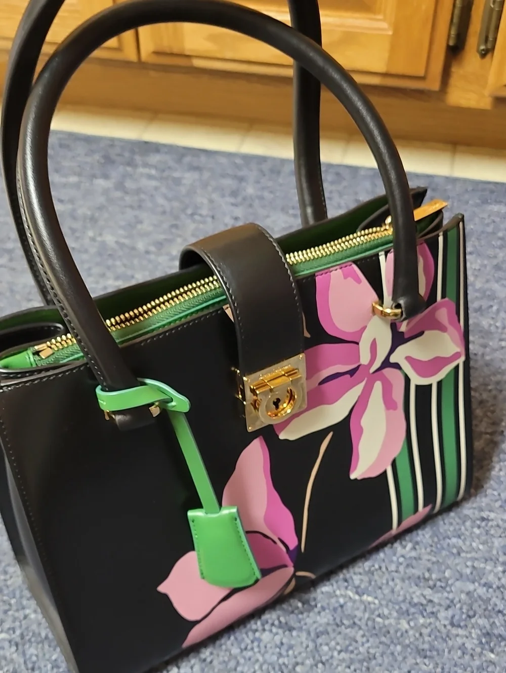 Rare Salvatore Ferragamo Black Floral Tote Bag with Pink Accent - Picture 11 of 14